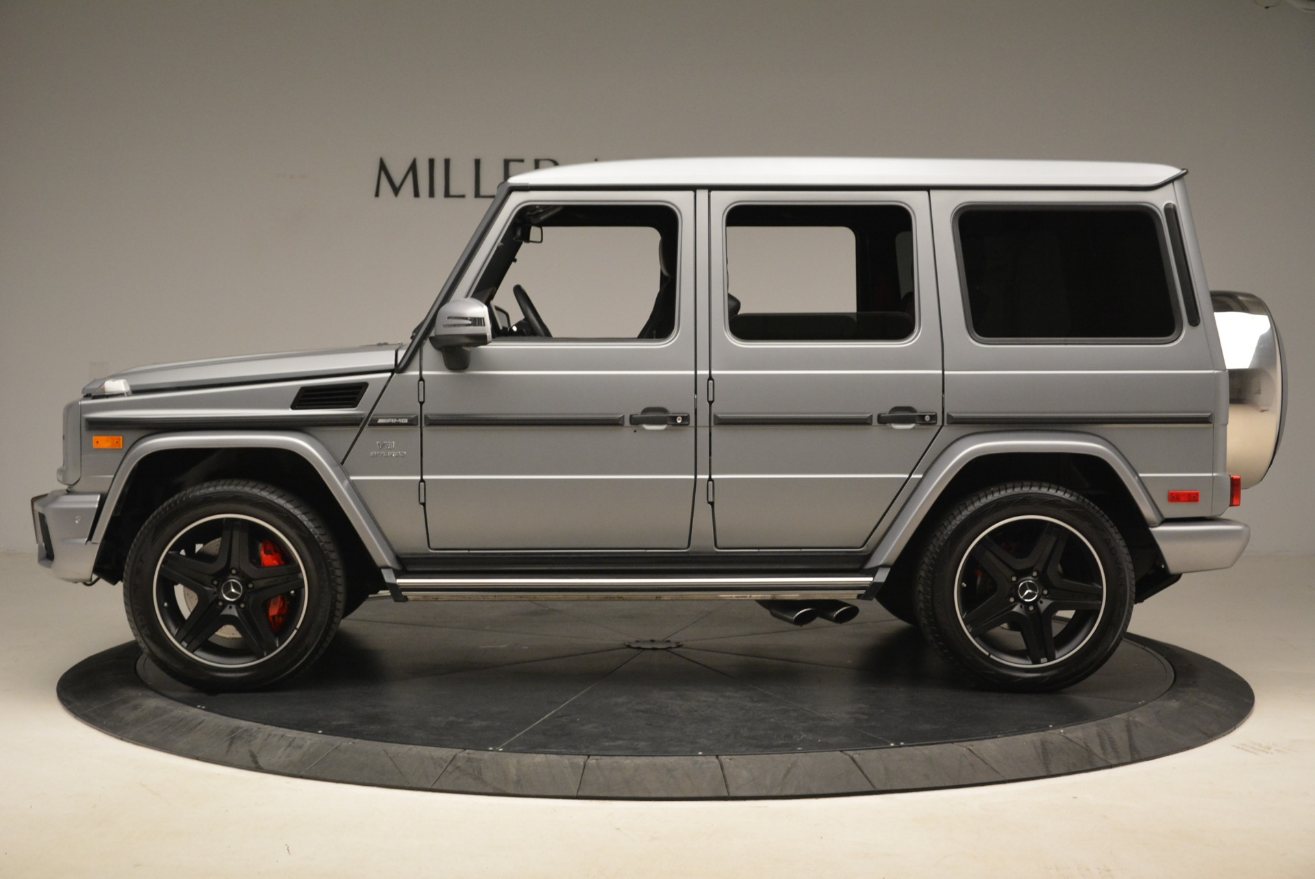 Pre Owned 17 Mercedes Benz G Class Amg G 63 For Sale Special Pricing Mclaren Greenwich Stock 7345