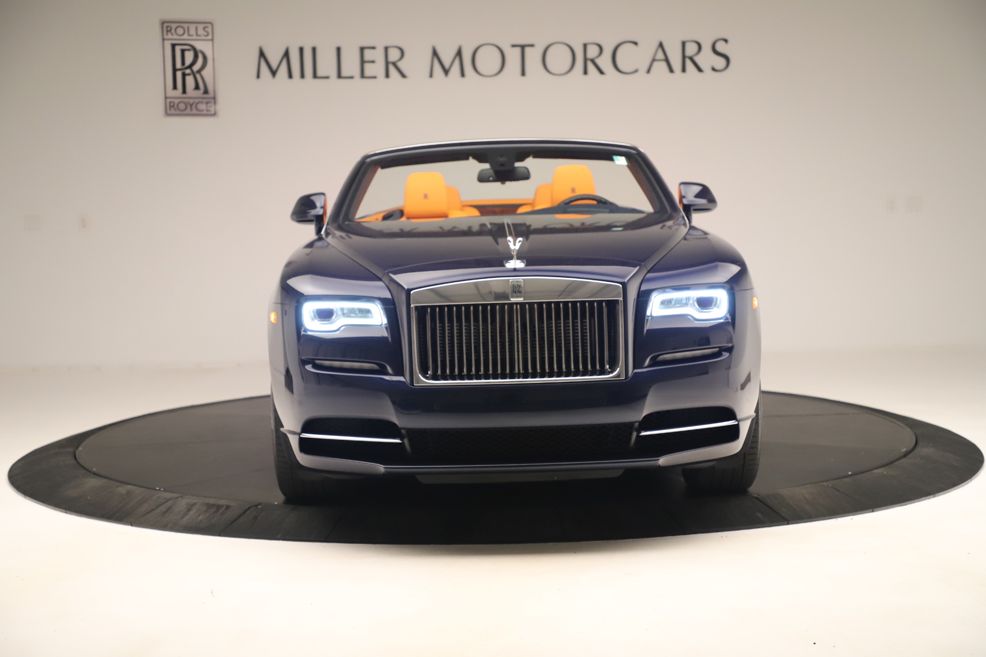 Used 2016 RollsRoyce Dawn Convertible Review  Edmunds